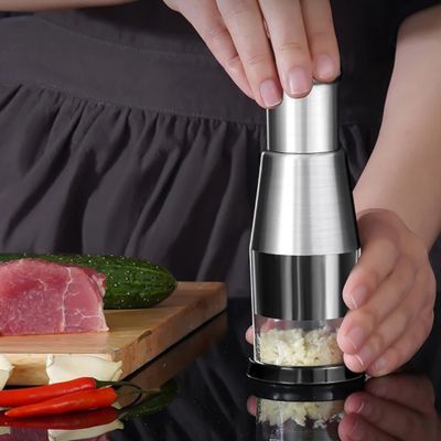 mini hachoir pratique solide