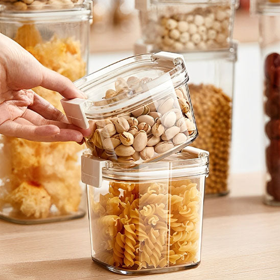 Boîte de conservation alimentaire  transparente facile ergonomique