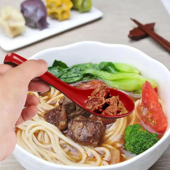 Cuillère japonaise rouge
