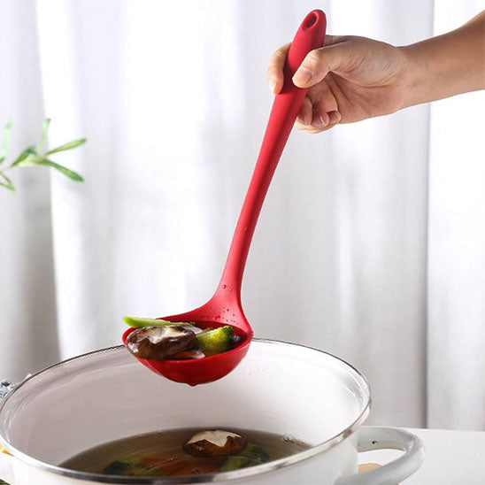Cuillère à soupe silicone facile