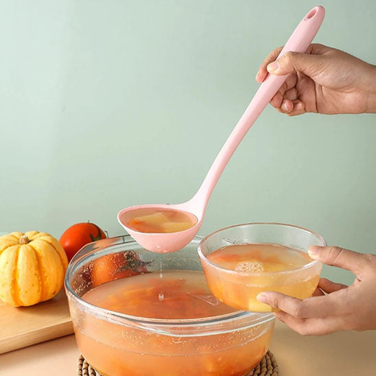 Cuillère à soupe silicone facile rose