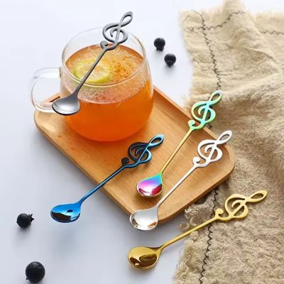 Cuillère de table indispensable