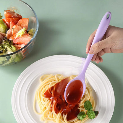 Cuillère en silicone souple à long manche
