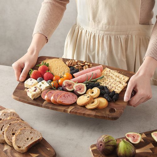 Planche à découper bois incontournable
