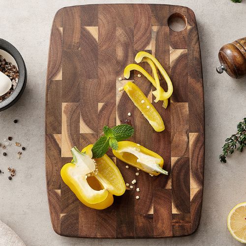Planche à découper bois incontournable