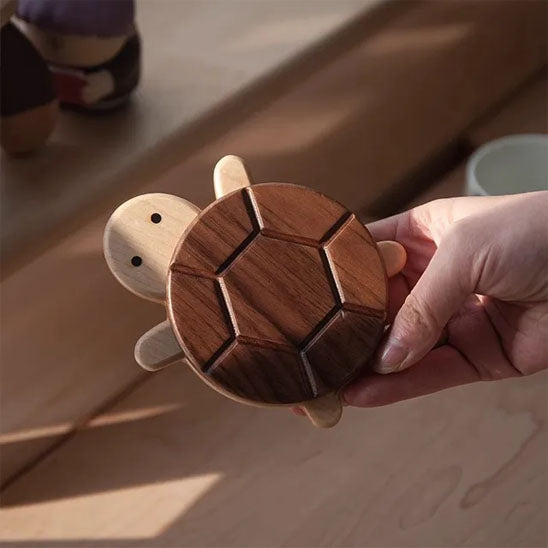 Dessous de Verre Tortue en Bois élégant