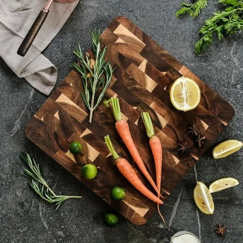 Planche a découper en bois ustensile pour couper légumes
