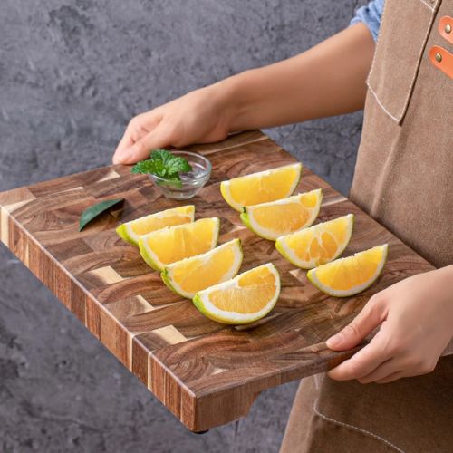 Planche en bois à découper indispensable