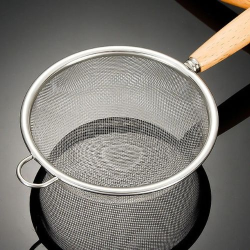 Tamis de cuisine essentiel pratique ergonomique