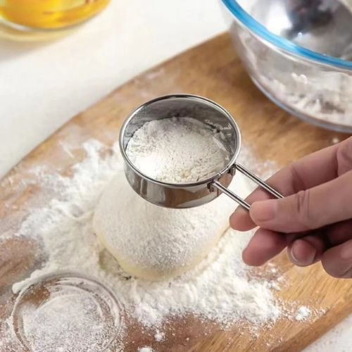 Tamis passoire inox ergonomique