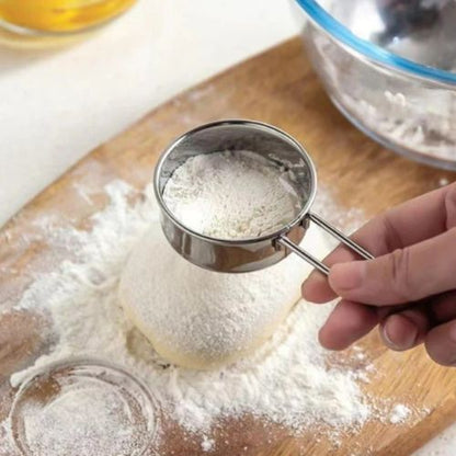 Tamis passoire inox utile