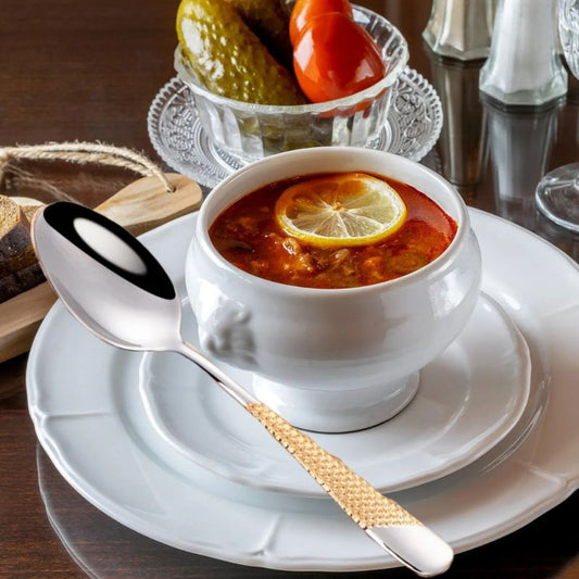 cuillère à soupe pratique dorée